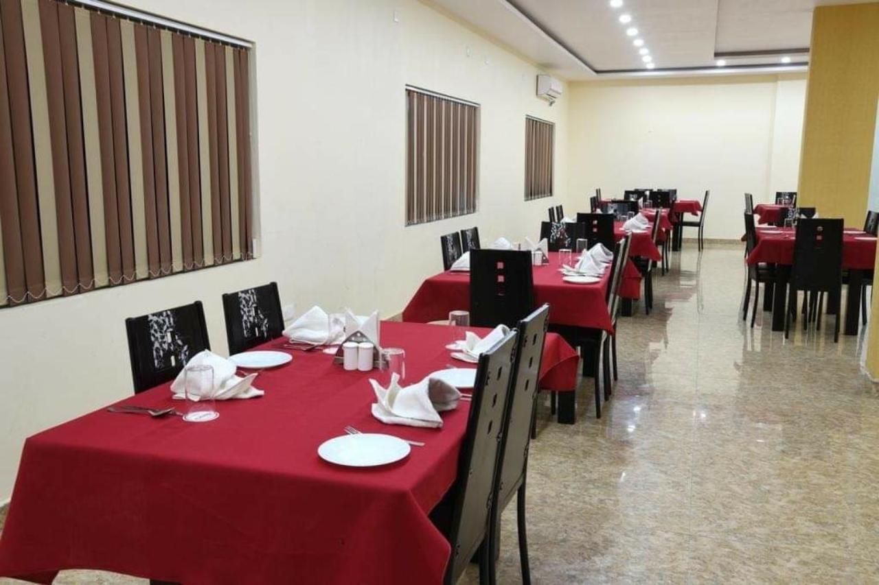 Hotel Mariya International Бодх-Гая Экстерьер фото